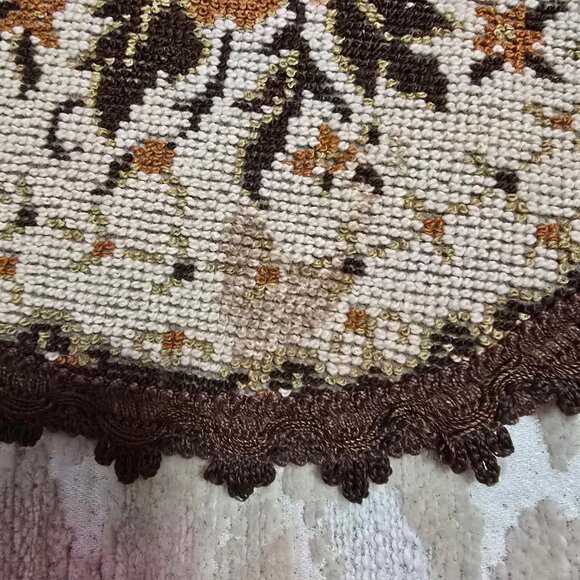 Vintage Set of 2 MCM Floral Embroidered Lace Doilies Round & Oval Beige & Brown - Picture 6 of 9